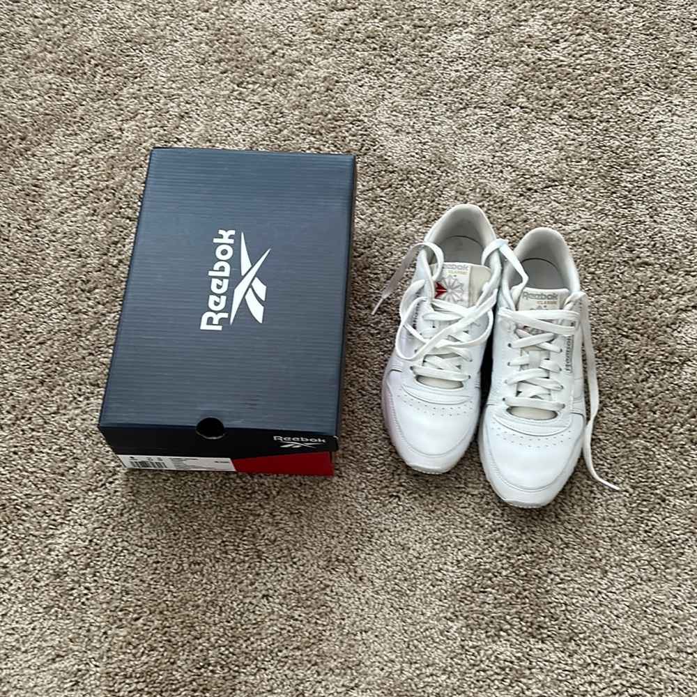 Reebok classic leather women sneakers